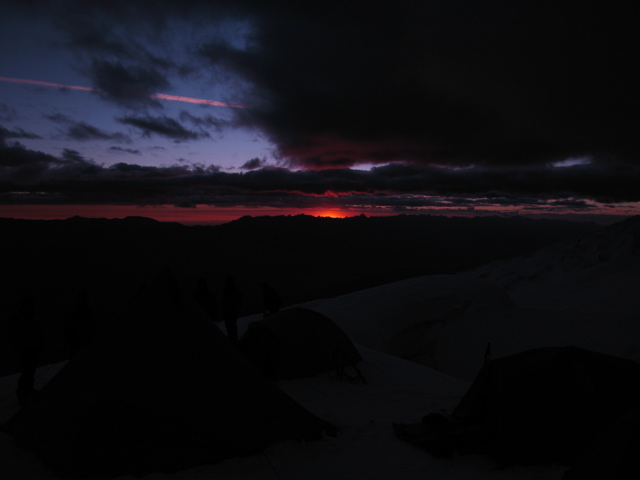 Sonnenuntergang im Camp 1 am Huascaran